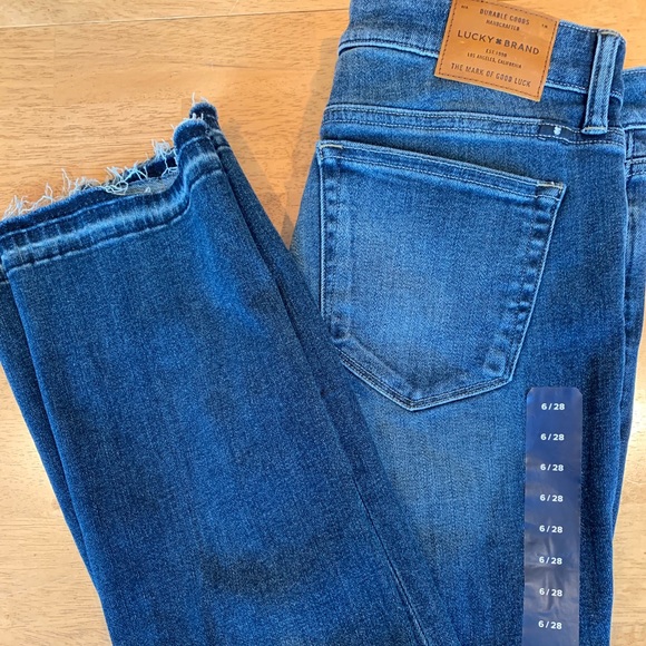 Lucky Brand Denim - NWT lucky 🍀 brand jeans